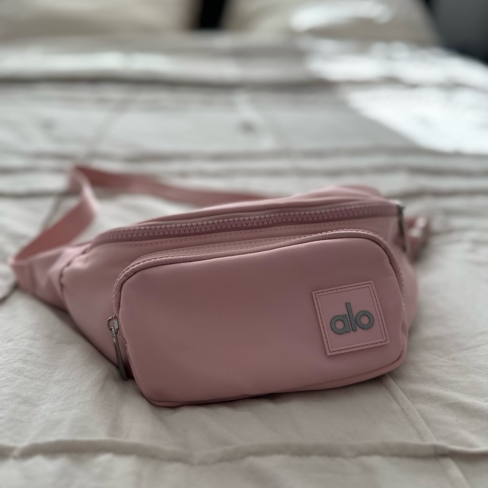 ALO FANNY PACK